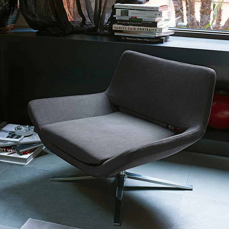 Metropolitan Armchair | Studio Como