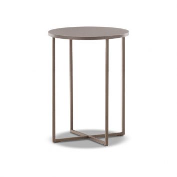 minotti duchamp bronze table round on a white background