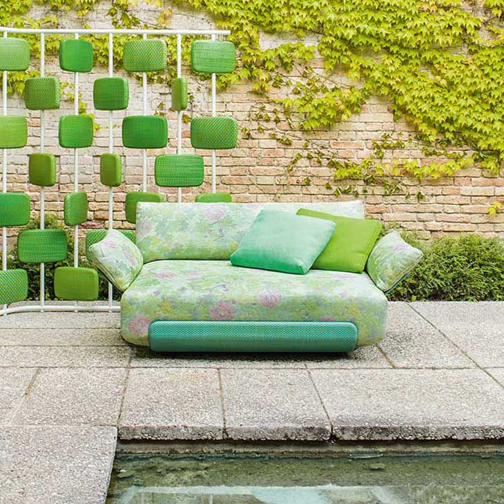 paola lenti oasi outdoor sofa in situ