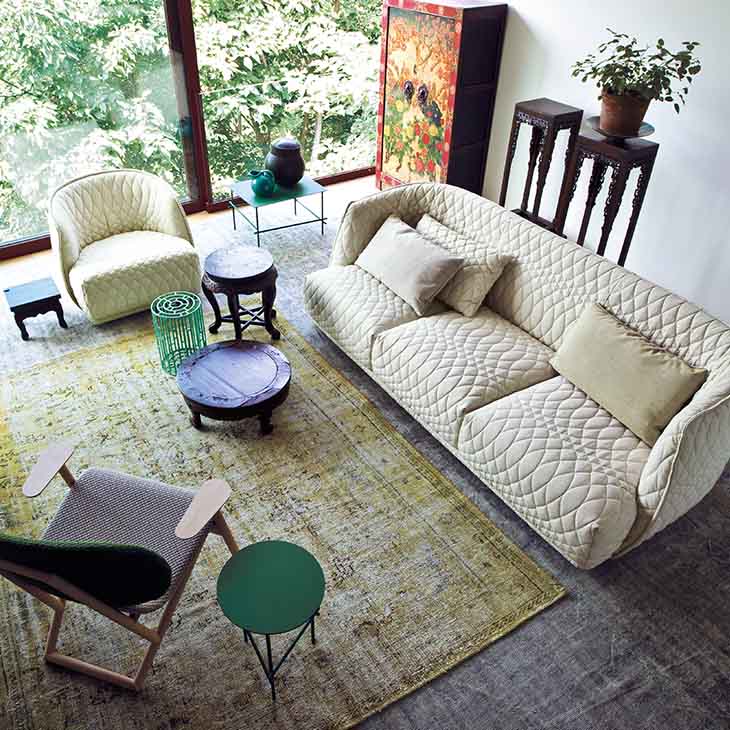 moroso redondo sofa and small armchair in situ