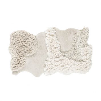 limited edition cozy rug white