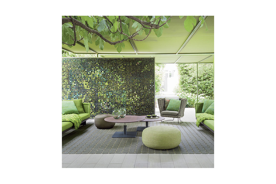 Otto Outdoor Pouf B68D