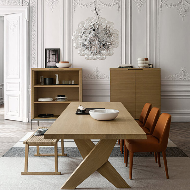 maxalto febo dining chairs, ares dining table, and sella bench in situ