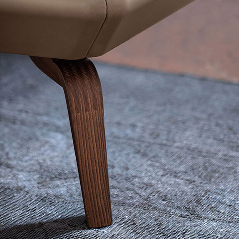 poltrona frau volare due bed in situ