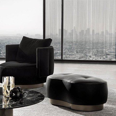 minotti torii bold ottoman in situ