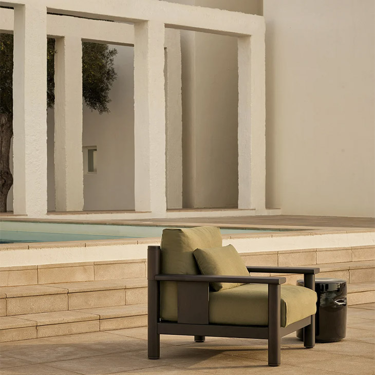 poliform ketch outdoor armchair in situ