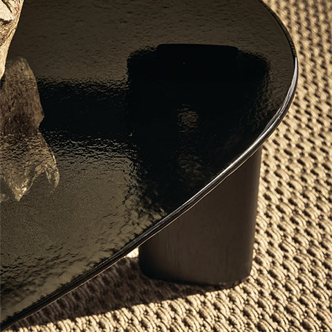 poliform ketch outdoor coffee table in situ