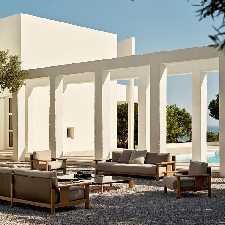 poliform ketch outdoor sofas and armchairs in situ