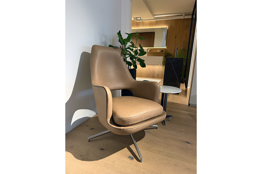Eliseo Armchair - Bergère Swivel - Image 6