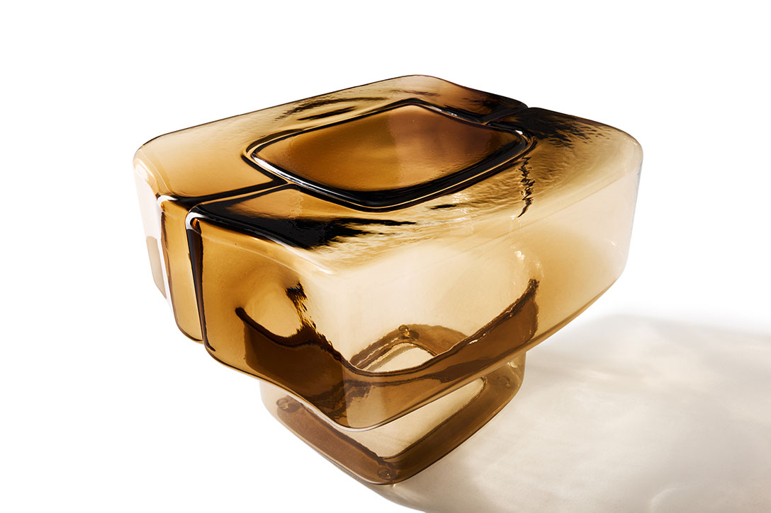 cassina fluid joinery side table fume