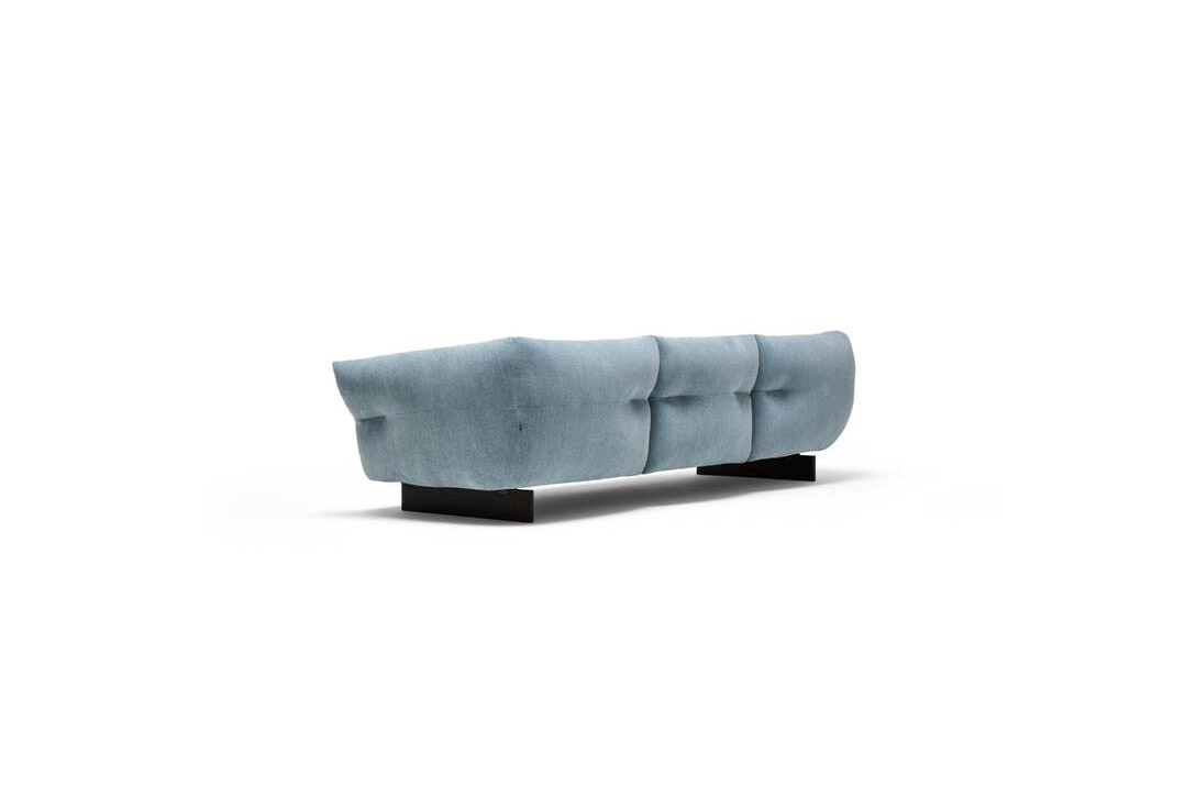 cassina mon-cloud sofa